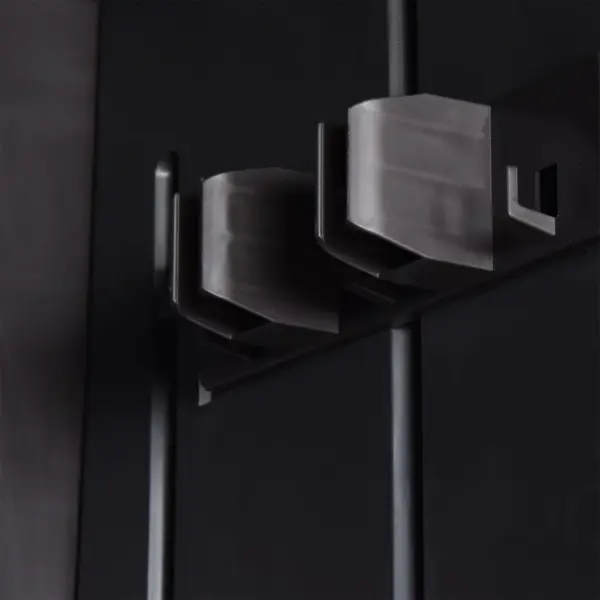 Aia hoiukapp harjahoidja ja 4 riiuliga, must PP rotang, 65 x 45 x 172 cm – 6