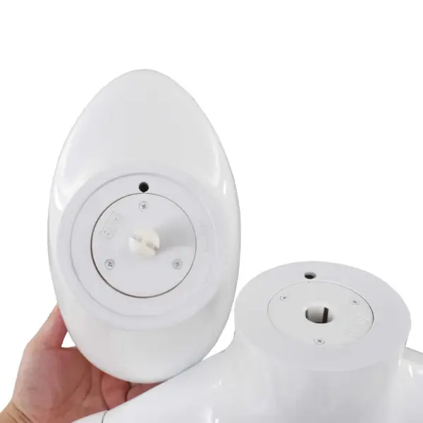 Täispikk meesmannekeen klaasist alusel, läikiv valge, pööratava pea ja liigutatavate kätega, 185 cm – 9