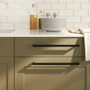 Kandilised mustad kapi käepidemed, 5 tk, roostevaba teras, ava vahe 320 mm