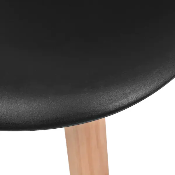 Mustad plastist söögitoolid kautšukipuidust jalgadega, 2 tk, 46 x 51 x 82 cm – 5