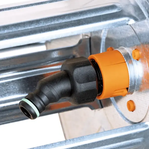 Seinale kinnitatav voolikurull tsingitud terasest, hõbedane/must, kuni 50 m aiavoolikule, 55 x 50 x 35 cm – 8