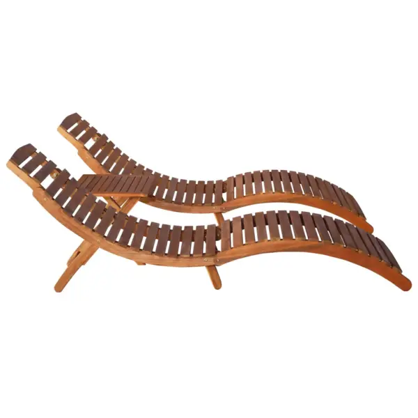 3-osaline akaatsiapuidust lamamistoolide komplekt teelauaga, pruun, päevitustool 184 x 55 x 64 cm, laud 40 x 40 x 40 cm – 3