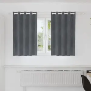 Pimendavad sametkardinad metallrõngastega, helehall, 2 tk, 140 x 140 cm