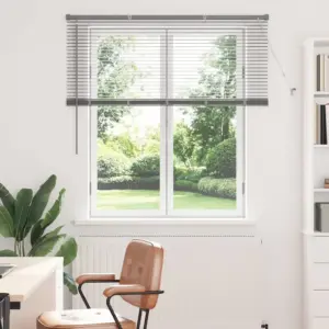 Hõbedane alumiiniumist Veneetsia ribakardin, 130 x 125 cm