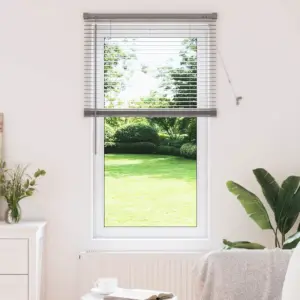 Hõbedane alumiiniumist Veneetsia ruloo, 130 x 70 cm