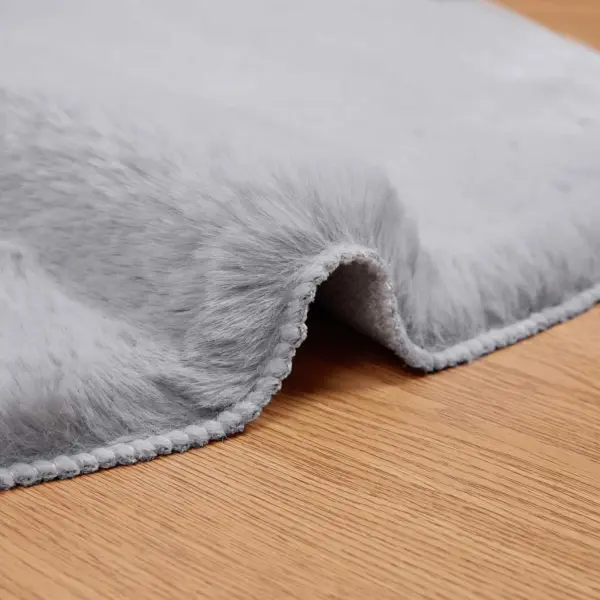 Libisemiskindel kunstküülikukarva vaip Olite, hall, 60 x 90 cm – 5