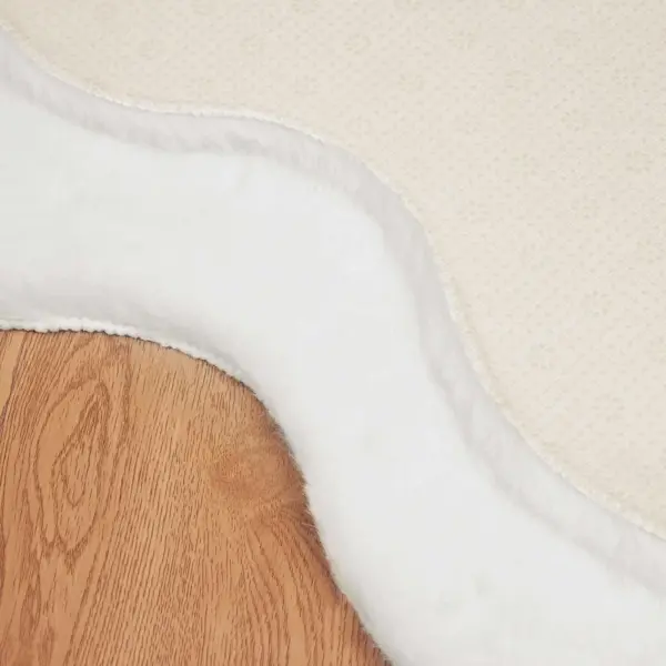 Libisemiskindel kunstküüliku karva vaip Olite, valge, 60 x 90 cm – 8