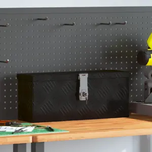 Lukustatav alumiiniumist hoiukast tööriistadele, must, 50 x 15 x 20,5 cm