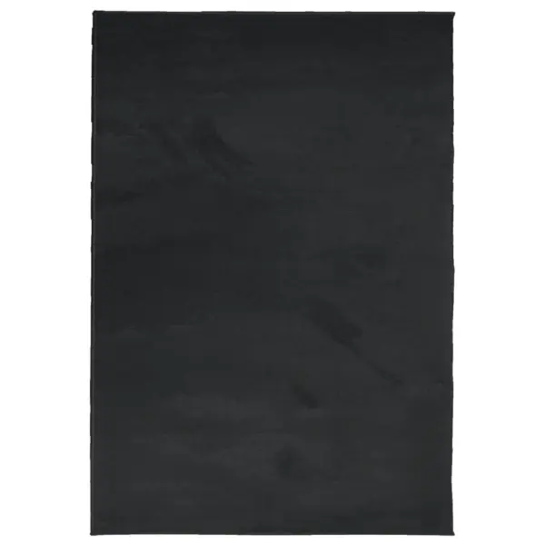 Must lühikese karvaga vaip OVIEDO, 140 x 200 cm – 2