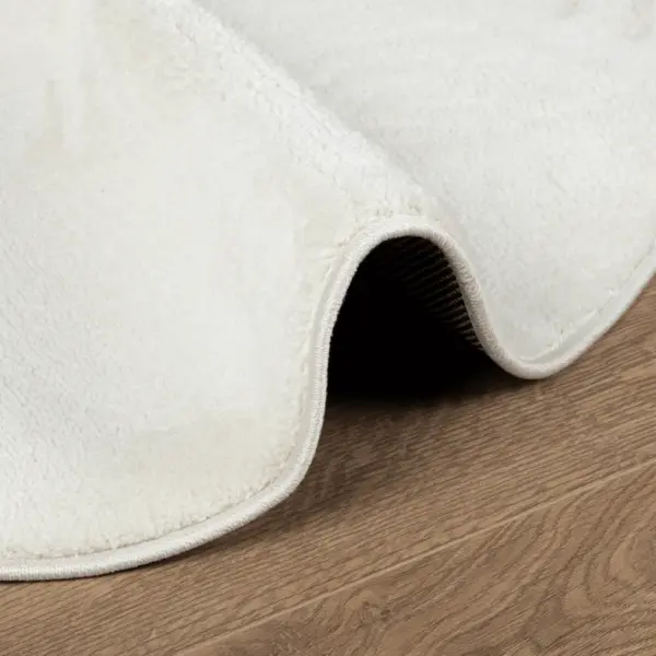 Ümmargune vaip OVIEDO lühikese karvaga, kreemjasvalge, Ø160 cm – 6