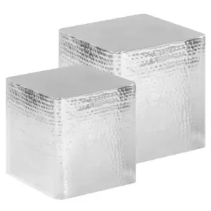 Hõbedased sepistatud alumiiniumist kohvilauad, 2 tk, 40 x 40 x 38 cm ja 30 x 30 x 32 cm