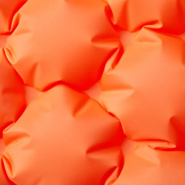 Isetäituv kahekohaline matkamadrats sisseehitatud jalgpumba ja patjadega, oranž, 195 x 130 x 8,5 cm – 3